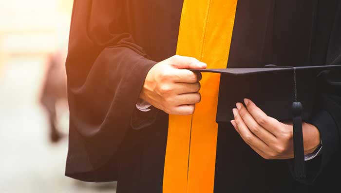 آیا ویزای طلایی امارات برای دانشجویان بدون اسپانسر ممکن است؟