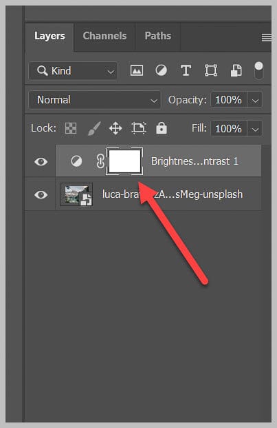 Selecting the adjustment layer mask